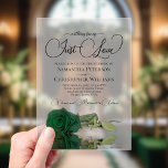 Invitations En Acrylique Rien de fantaisie Just Love Emerald Green Mariage<br><div class="desc">Ces magnifiques invitations de mariage acrylique présentent un magnifique design floral moderne avec un seul rose vert émeraude à long tige reflétant ou reflété dans un bassin d'eau. L'arrière - plan est clair pour que vous puissiez voir à travers l'invitation. Le texte élégant comporte des lettres de script avec des...</div>