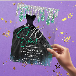 Invitations En Acrylique Robe verte noire élégante sweet 16 monogramme