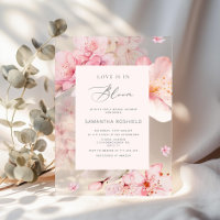 Sakura Love est sous la douche nuptiale en fleurs