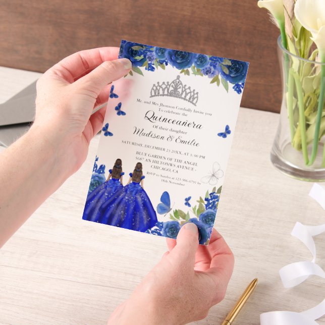 Invitations En Vélin Bleu Royal Floral Papillon jumeau Quinceanera (Ordinateur de poche)