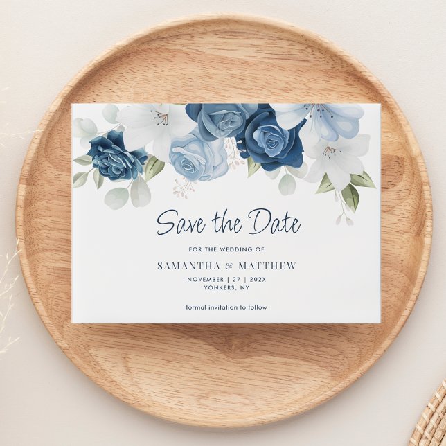 Invitations En Vélin Floral bleu azur moderne Enregistrer la date (Dusty Blue Floral Wedding Save the Date Vellum Announcement)