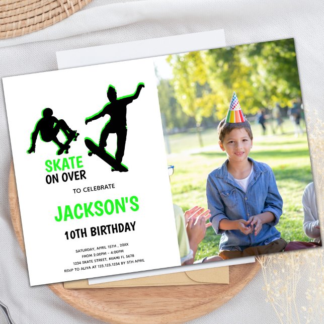 Invitations personnalisables de parties de patinag (Green Skateboards Invitations with photo)