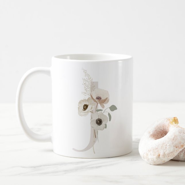J initial avec fleur de couleur douce Café Mug (Avec donut)