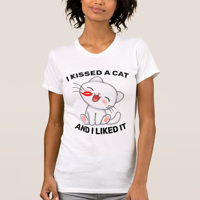 J'AI AIMÉ UN CHAT ET J'AI AIMÉ DES T-SHIRTS AMUSAN (Devant)
