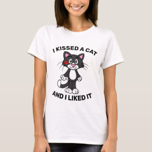 J'AI AIMÉ UN CHAT ET J'AIMAIS LES T-SHIRTS SWEATSH