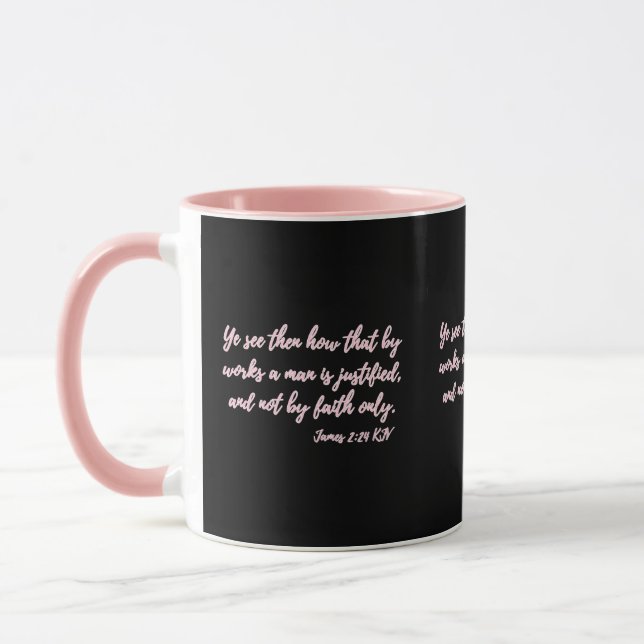James 2:24 KJV Bible Écriture Mug à deux tons (Gauche)