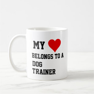 J'Appartiens À Un Entraîneur De Chien Mug