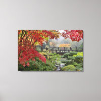 Jardin japonais en toile étirée d'automne