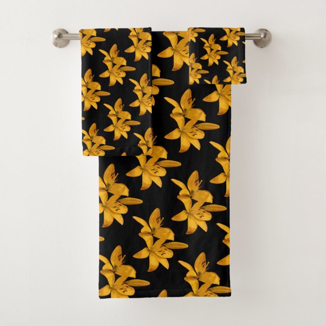Jardin Lily Jaune Fleurs Serviette Ensemble (En situation)
