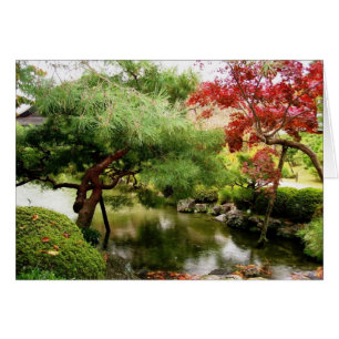 Jardins sereins de tombeau de Heian