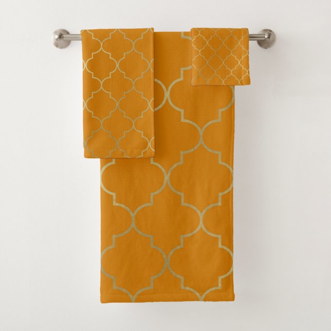 Jaune Curcuma & Or Motif Quatrefoil (En situation)