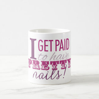 Je deviens payé pour avoir la jolie tasse de clous
