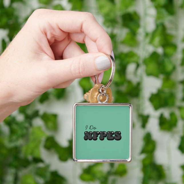 "Je fais des NFPEs" Porte-clés Grand Vert Clair (main)