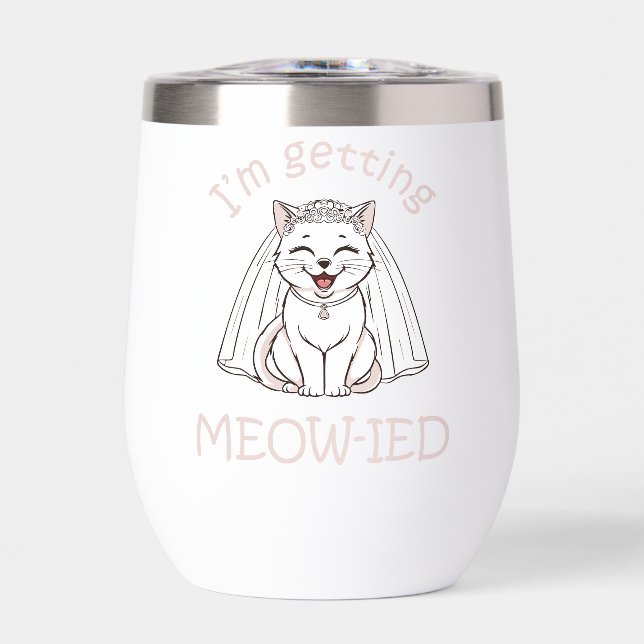 Je me fais Meow-ied ! (Avant)