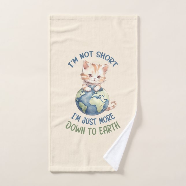 Je ne suis pas court, juste à terre - Chat mignon (Serviette à main)