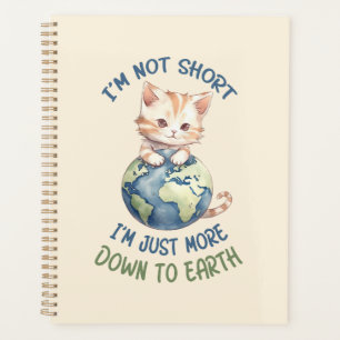 Je ne suis pas court, juste à terre - Chat mignon