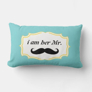 Je suis elle M. Mustard Coussin de la Moustache Ja