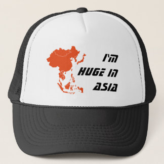 Je suis énorme dans le casquette de camionneur de