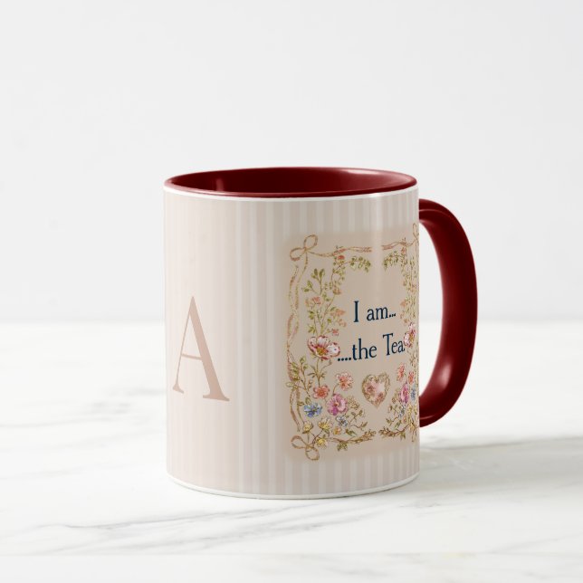 Je suis la Tasse à Café Inspirée du Thé – Monogram (Devant droit)