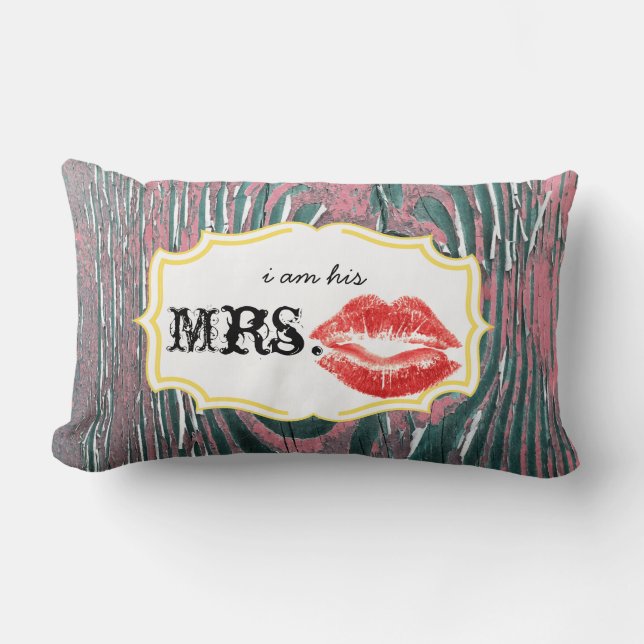 Je suis son Coussin Mme Red Lips Old Barn Wood Mau (Recto)