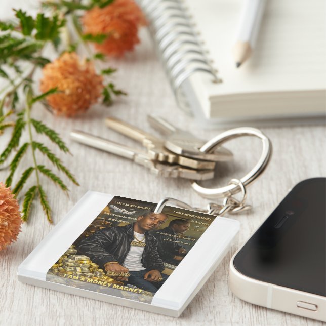 Je suis un porte-clés aimant à argent (Devant Droit)