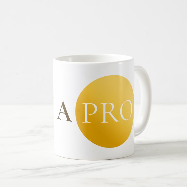 JE SUIS UN PRO | Tasse Motivation Cercle Or Élégan (Devant droit)