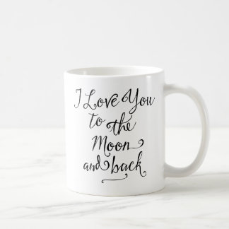 Je t'aime dans la lune et les tasses arrières
