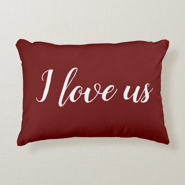 « Je t'aime nous » sur un joli coussin d'accent ro (Devant)