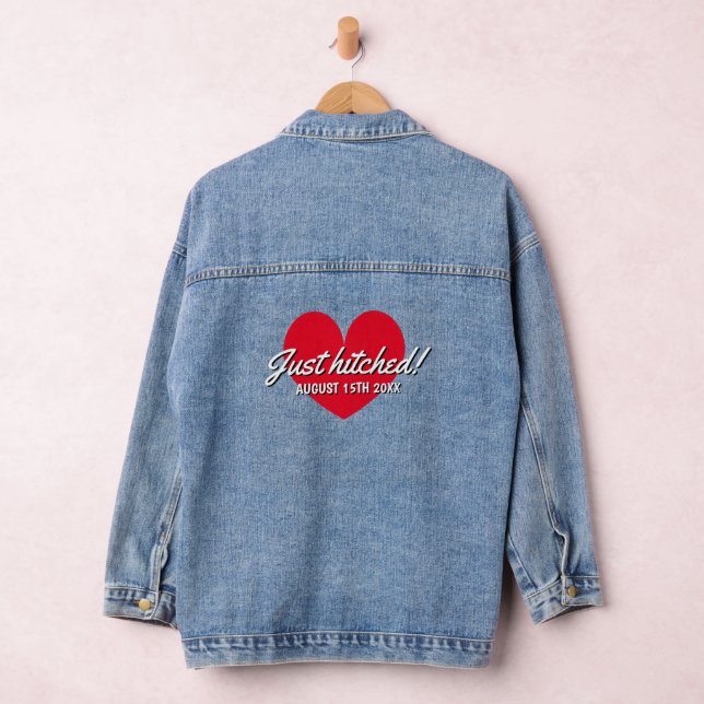 Jean Juste une veste en denim pour la mariée nouvelleme (Hangar)