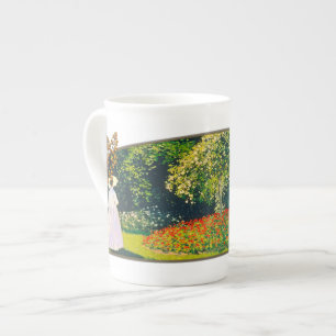 Jeanne dans le jardin - tasse de porcelaine tendre