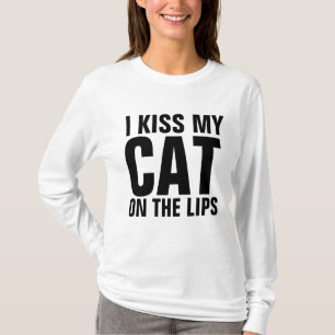 J'EMBRASSE MON CHAT SUR LES T-Shirts DES LIPS