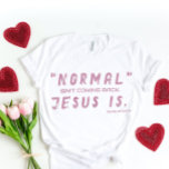 Jésus est un T-shirt de retour pour elle<br><div class="desc">T-shirt chrétien avec le verset biblique de l'Apocalypse 14 (Jésus revient). En calligraphie mixte et typographie minimaliste. Ce design de foi moderne et tendance est le cadeau parfait et la marque de mode. #christian #religion #écritures #foi #bible #jesus</div>