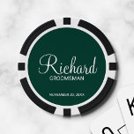 Jetons De Poker Emerald Modern Script Personnalisé Groomsman<br><div class="desc">Cadeaux Groomsman personnalisés avec le nom de marionnettiste personnalisé en blanc style de police de script moderne avec titre et date mariage en style de police sans serif moderne sur arrière - plan vert émeraude. Aussi parfait pour le meilleur homme,  père de la mariée et plus.</div>