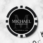 Jetons De Poker Noir Groomsmen Personnalisé Nom et monogramme<br><div class="desc">Ajoutez une touche personnelle à votre mariage avec des puces de poker personnalisées pour groomsmen. Ce design présente le nom personnalisé du marionnettiste avec titre et date mariage en blanc et monogramme en gris comme arrière - plan, en style de police serif classique, sur arrière - plan noir. Aussi parfait...</div>
