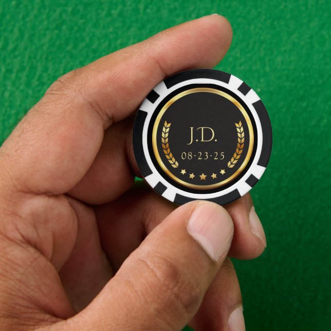 Jetons de poker or et noir (main)