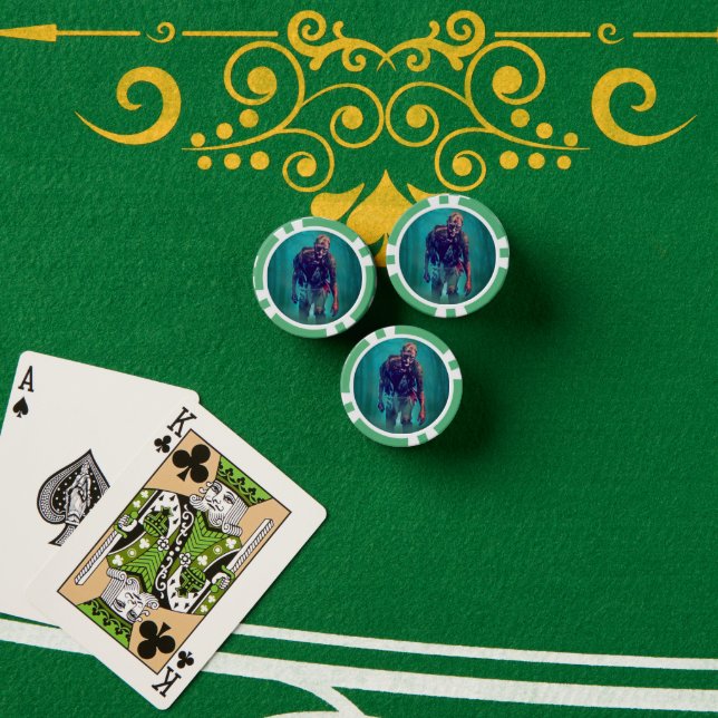Jetons De Poker SlipperyJoe terrifiante figure de zombie isolée om (Table de poker (pile))