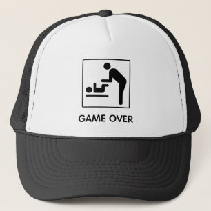 Jeu au-dessus de casquette