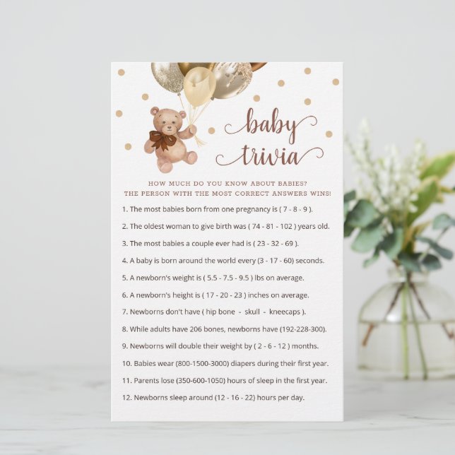 Jeu de Baby Trivia Baby Shower Teddy Bear  (Debout devant)