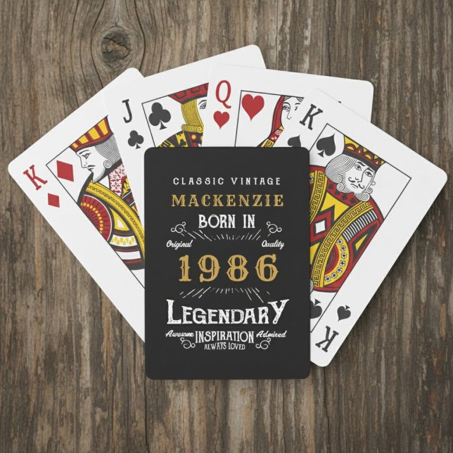 Jeu De Cartes 40th Birthday Born 1986 Legend Black Gold (Born 1986 playing card. Wood background.)