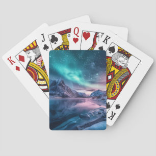 Jeu De Cartes Aurora Borealis au-dessus du paysage des montagnes
