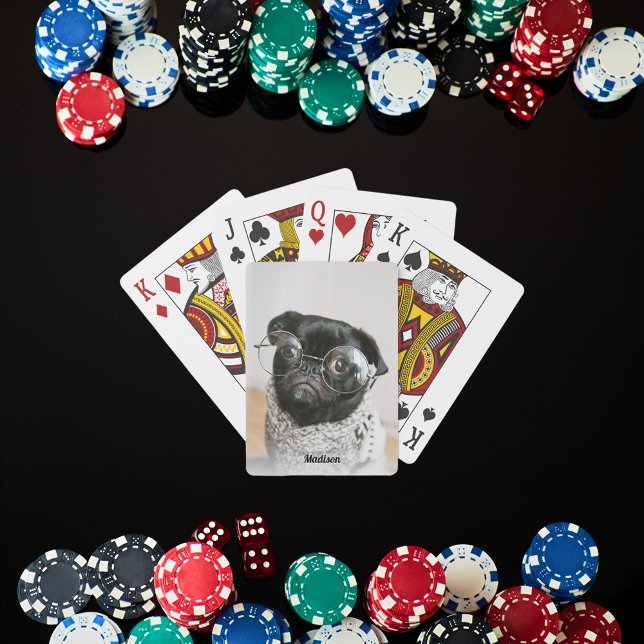 Jeu De Cartes Carlin noir portant des lunettes (Créateur téléchargé)