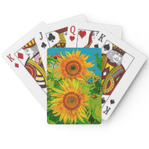 Cartes de jeu sur le terrain de tournesol