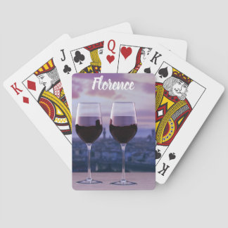 Jeu De Cartes Deux verres de vin rouge sur la ligne d'horizon de