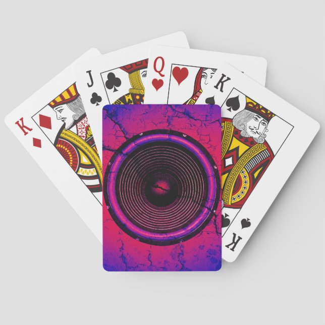 Jeu De Cartes Enceinte sur un mur fissuré (dos)