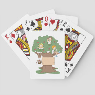Jeu De Cartes Enfants amusants jouant dans un pommier