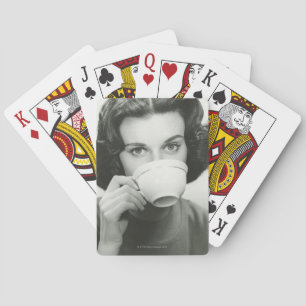 Jeu De Cartes Femme buvant