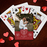 Jeu De Cartes Garnet 2e anniversaire Mariage coeur rouge coton<br><div class="desc">Dessin de coton et mariage de pierre Garnet célébrant 2 ans d'anniversaire d'amour ajoutez vos propres cartes de jeu photo. Célébrez 2 ans d'amour avec cette simple ligne d'effet de pierre de coeur graphisme design couleur avec deux cotons de trait dessin de chaque côté. Customisez avec votre choix de noms,...</div>