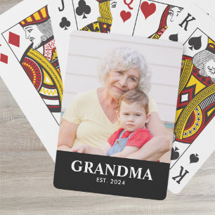 Jeu De Cartes Grand-mère a établi une photo noire audacieuse