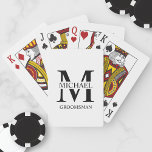 Jeu De Cartes Groomsmen Personnalisé Classique Monogramme et nom<br><div class="desc">Classic Personnalisé Groomsmen Cadeaux avec monogramme,  nom et titre de marionnettiste personnalisé en noir classique serif style police sur arrière - plan blanc. Aussi parfait pour le meilleur homme,  père de la mariée et plus.</div>