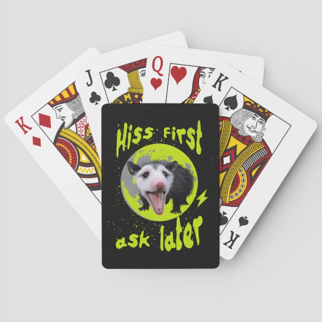 Jeu De Cartes Hiss first, ask later Funny Opossum Hissing (dos)